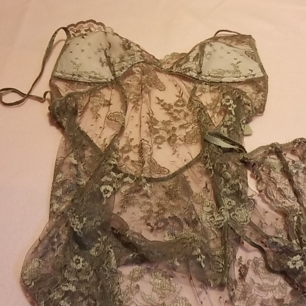Victoria Secret Medium Set Baby Doll